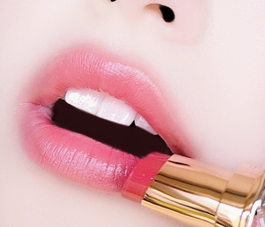 ルージュ ヴォリュプテ シャイン/YVES SAINT LAURENT BEAUTE/口紅を使ったクチコミ(2枚目)