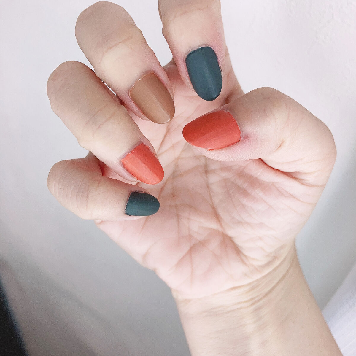 ネイルホリック Soulful color BE321/ネイルホリック/マニキュアを使ったクチコミ（3枚目）