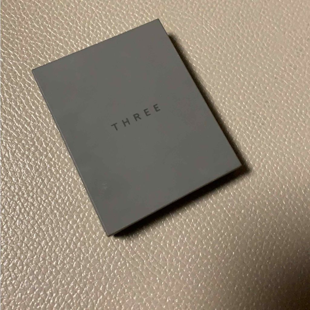 THREE シマリング グロー デュオ/THREE/クリームハイライトを使ったクチコミ（2枚目）