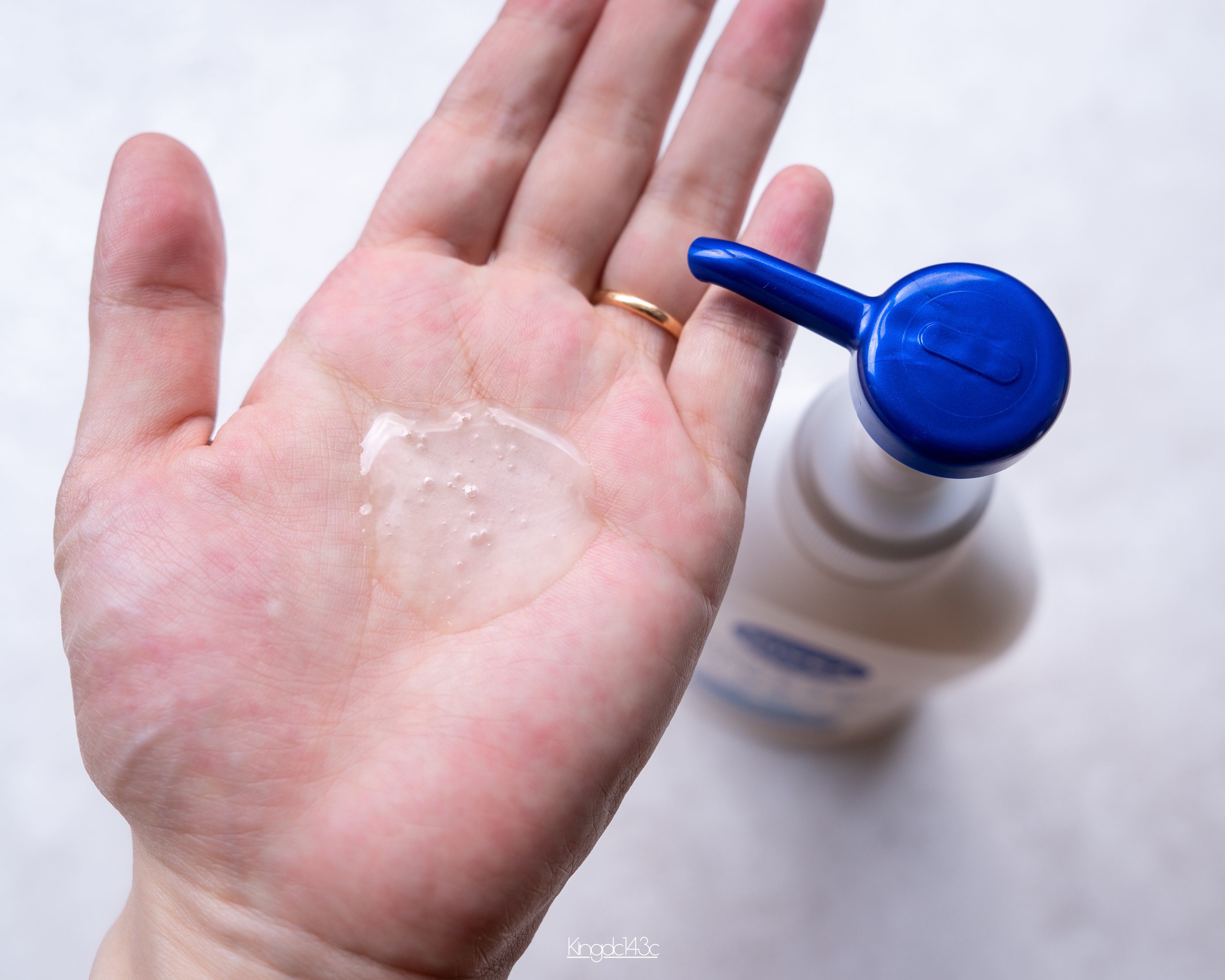 クリームケア ボディウォッシュ W保水美肌 フローラルブーケの香り/ニベア/ボディソープを使ったクチコミ（2枚目）