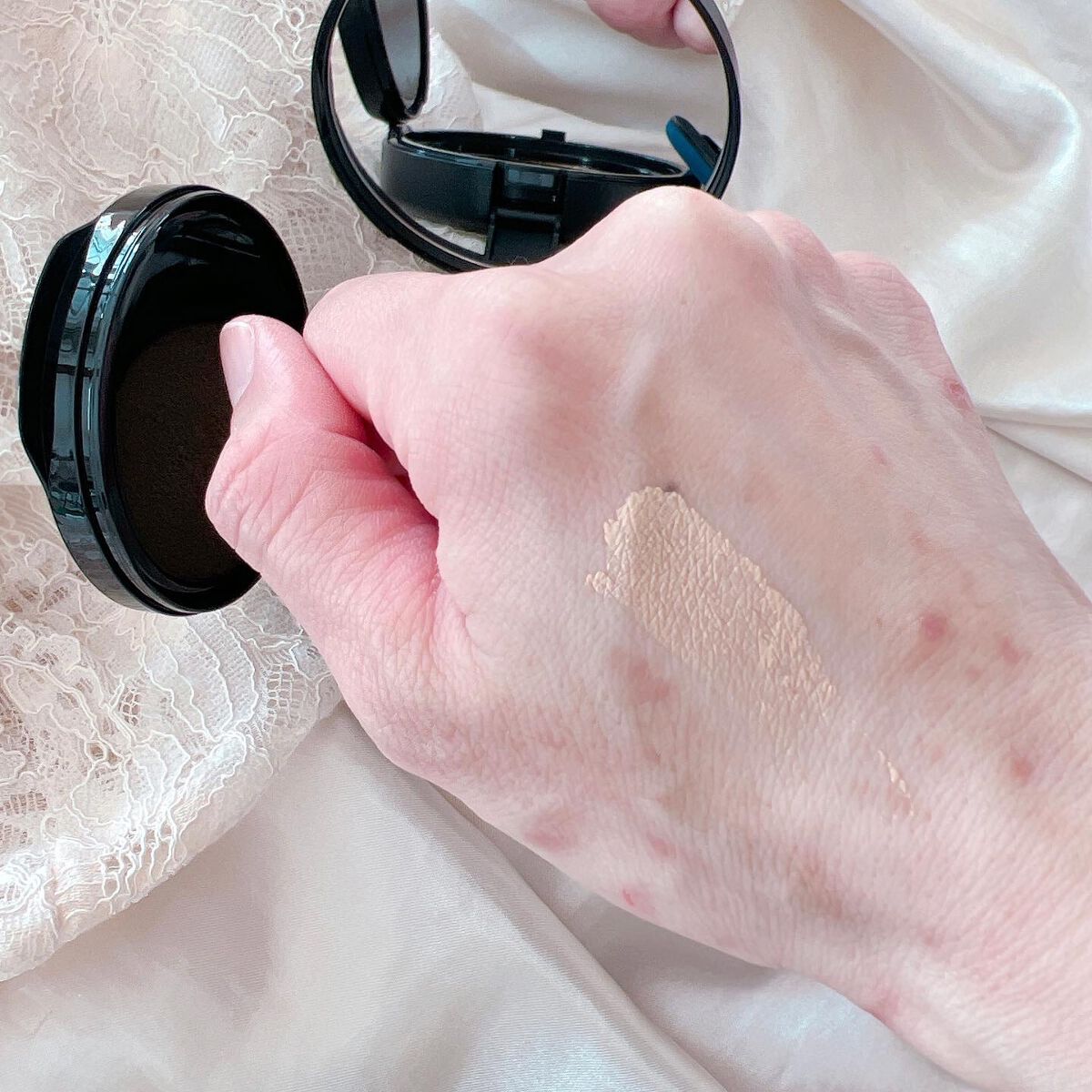 ベルベットジュエルクッション/BIVABOO/クッションファンデーションを使ったクチコミ(4枚目)