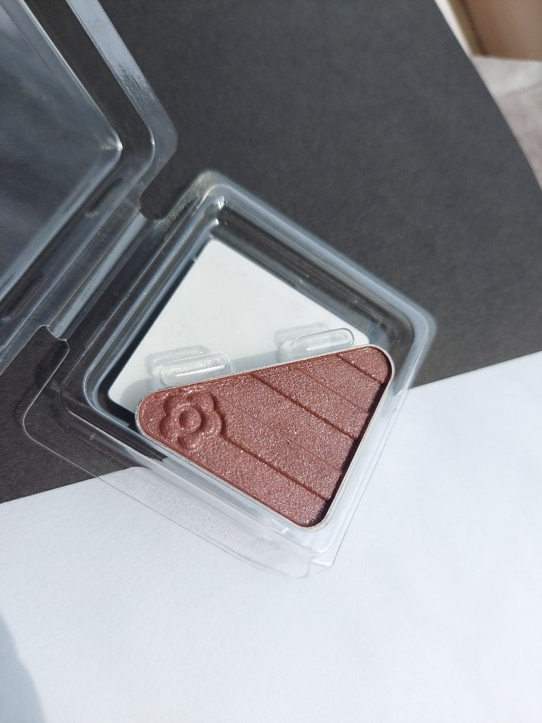 アイオープナー/MARY QUANT/単色アイシャドウを使ったクチコミ(1枚目)