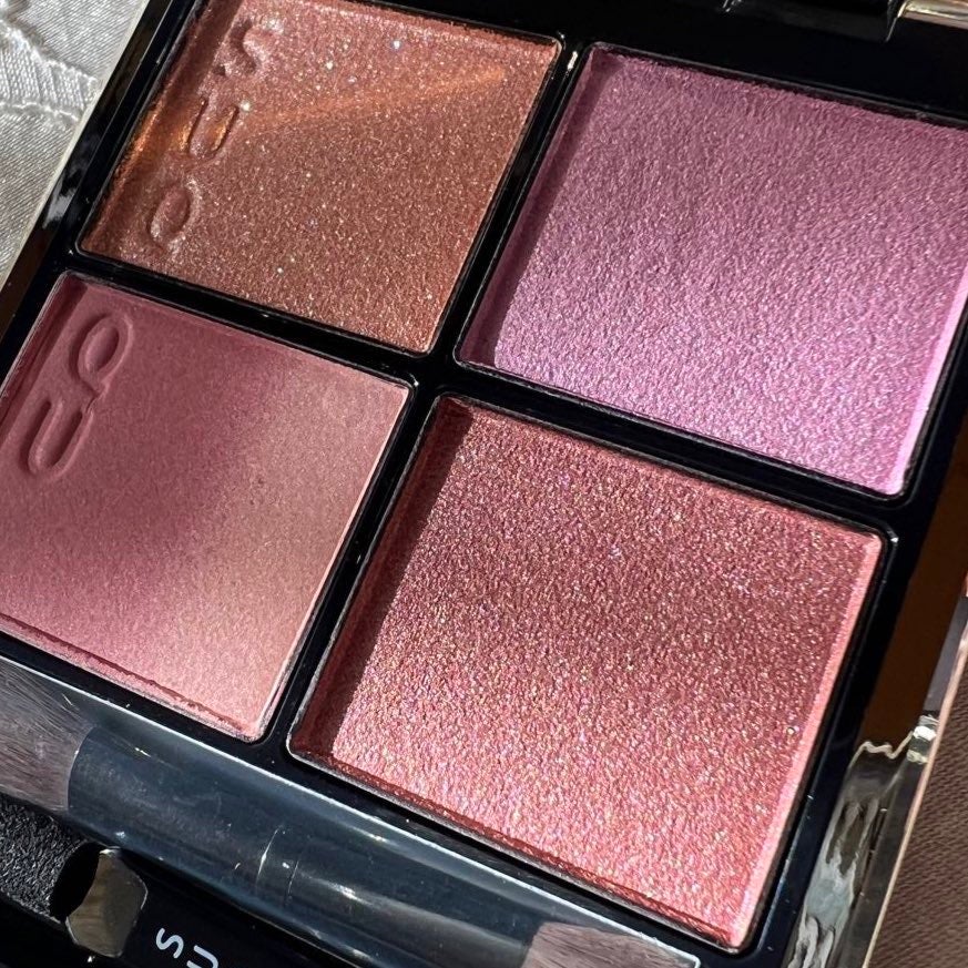 シグニチャー カラー アイズ/SUQQU/アイシャドウパレットを使ったクチコミ(4枚目)