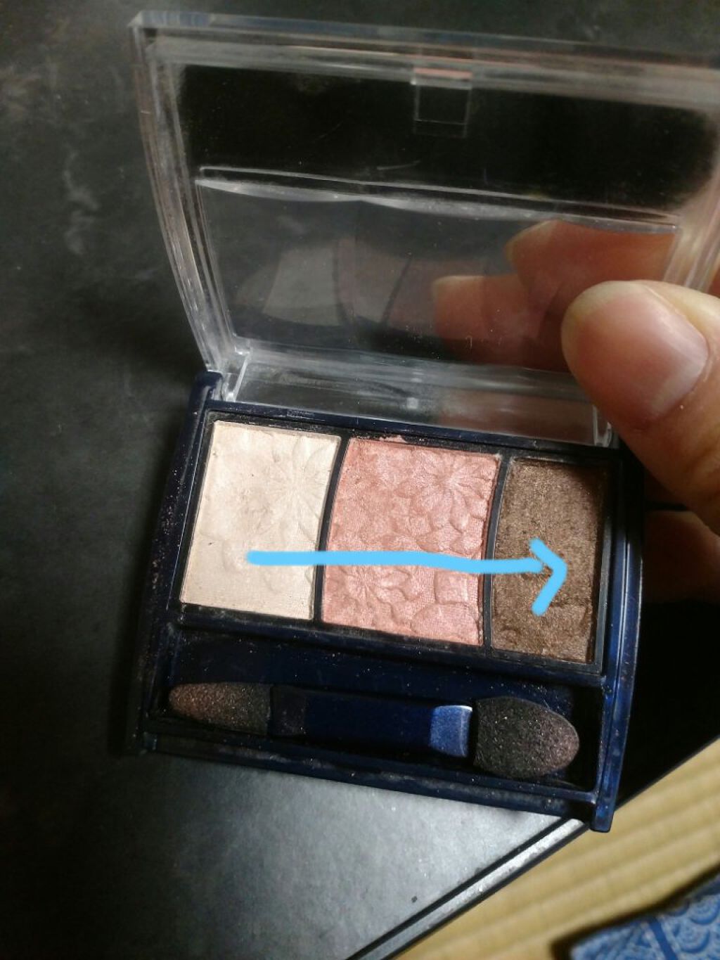 モイストピュアカラーリップ/ニベア/リップクリームを使ったクチコミ(2枚目)