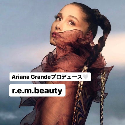 アリアナ・グランデ R.E.M. バイ アリアナ・グランデ オードパルファム のクチコミ「大好きなAriana Grandeプロデュースのr.e.m.beauty💓💓
私が持ってるのは.....」(1枚目)