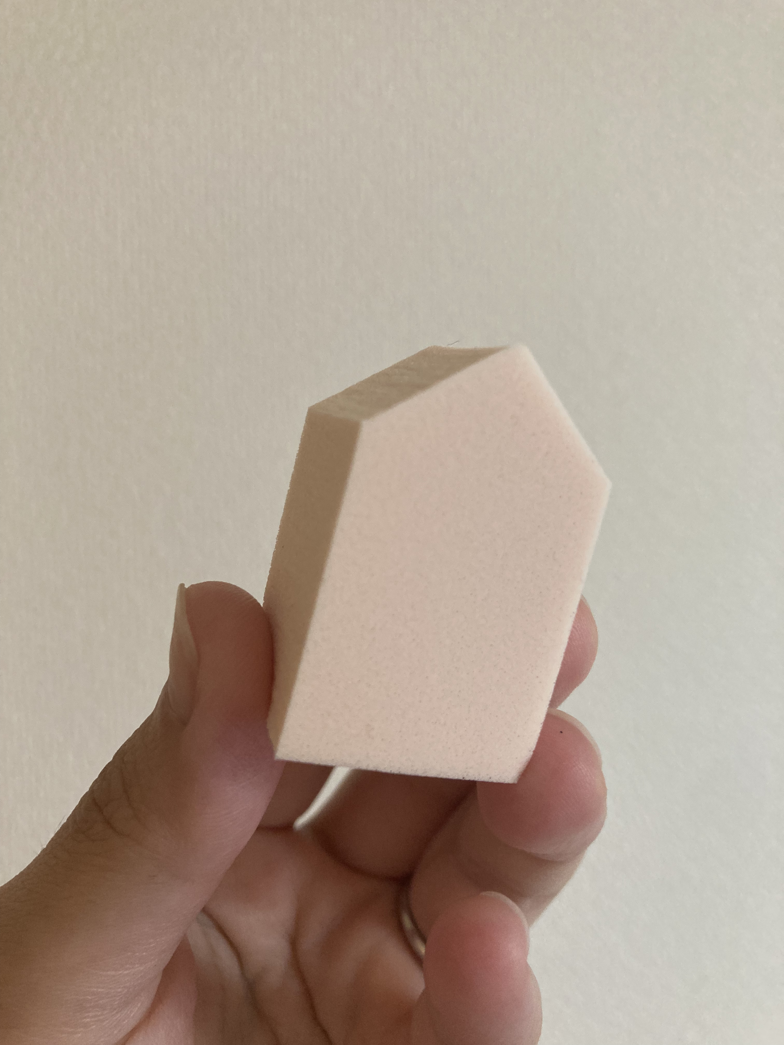 バリュースポンジN ハウス型タイプS 30P/ロージーローザ/パフ・スポンジを使ったクチコミ（2枚目）