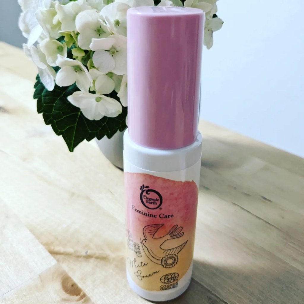 フェムケア ホワイトクリーム/オーガニックアース/デリケートゾーンケアを使ったクチコミ(4枚目)