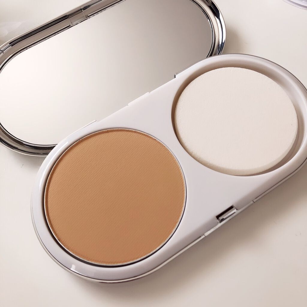 ライトフル C+ SPF 30 ファンデーション/M・A・C/パウダーファンデーションを使ったクチコミ（3枚目）