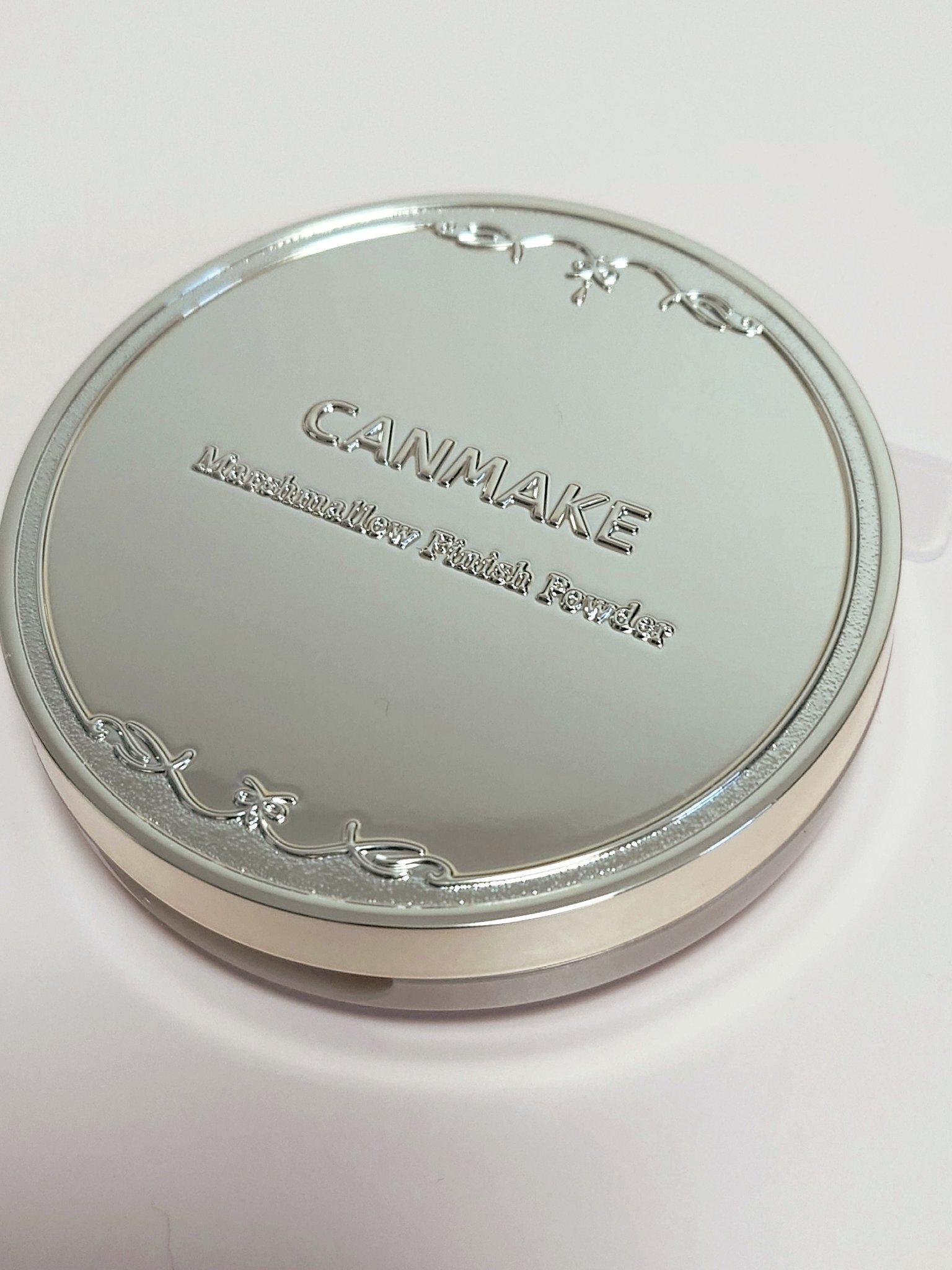 マシュマロフィニッシュパウダー　～Abloom～/キャンメイク/プレストパウダーを使ったクチコミ（2枚目）