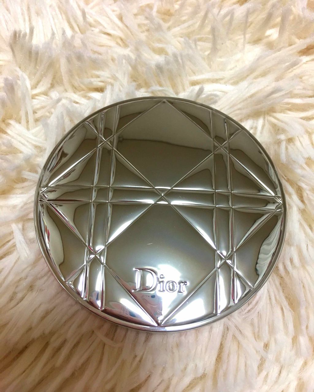 ディオールスキン ミネラル ヌード グロウ パウダー/Dior/プレストパウダーを使ったクチコミ（3枚目）