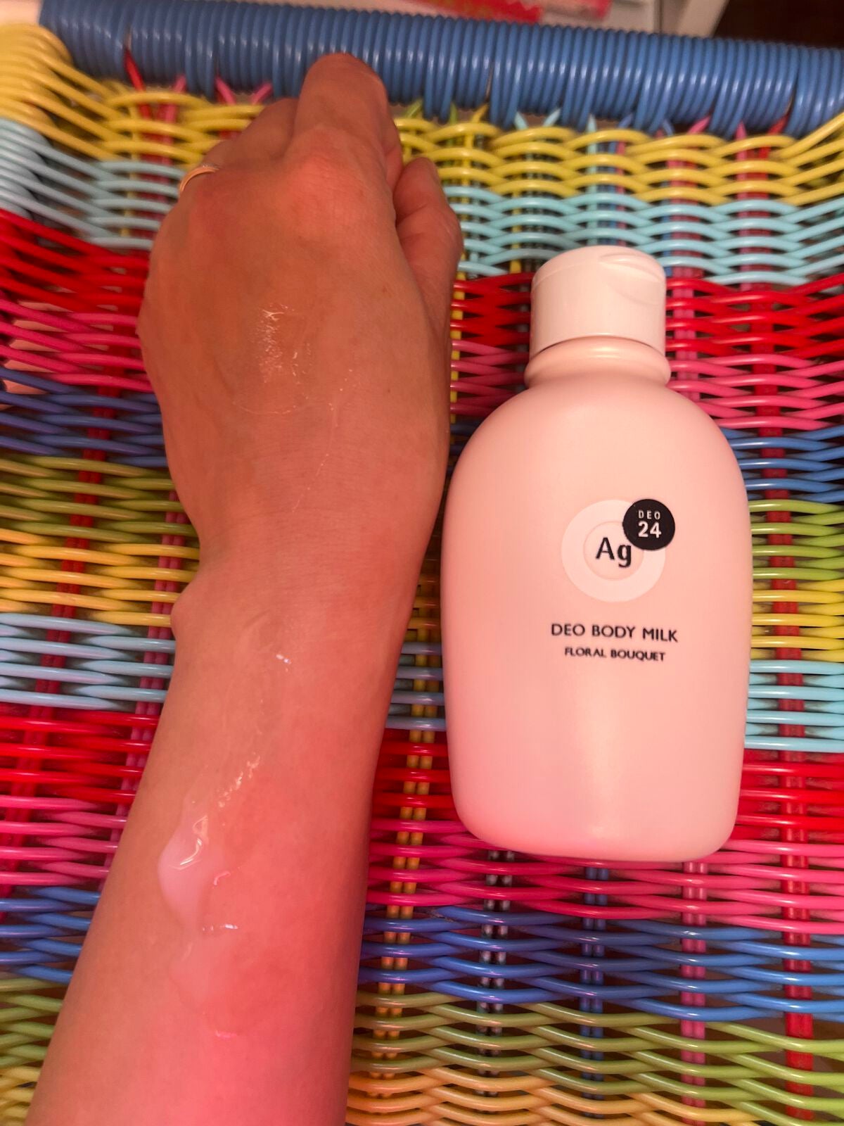 デオドラントボディミルク フローラルブーケ/エージーデオ24/ボディミルクを使ったクチコミ(3枚目)