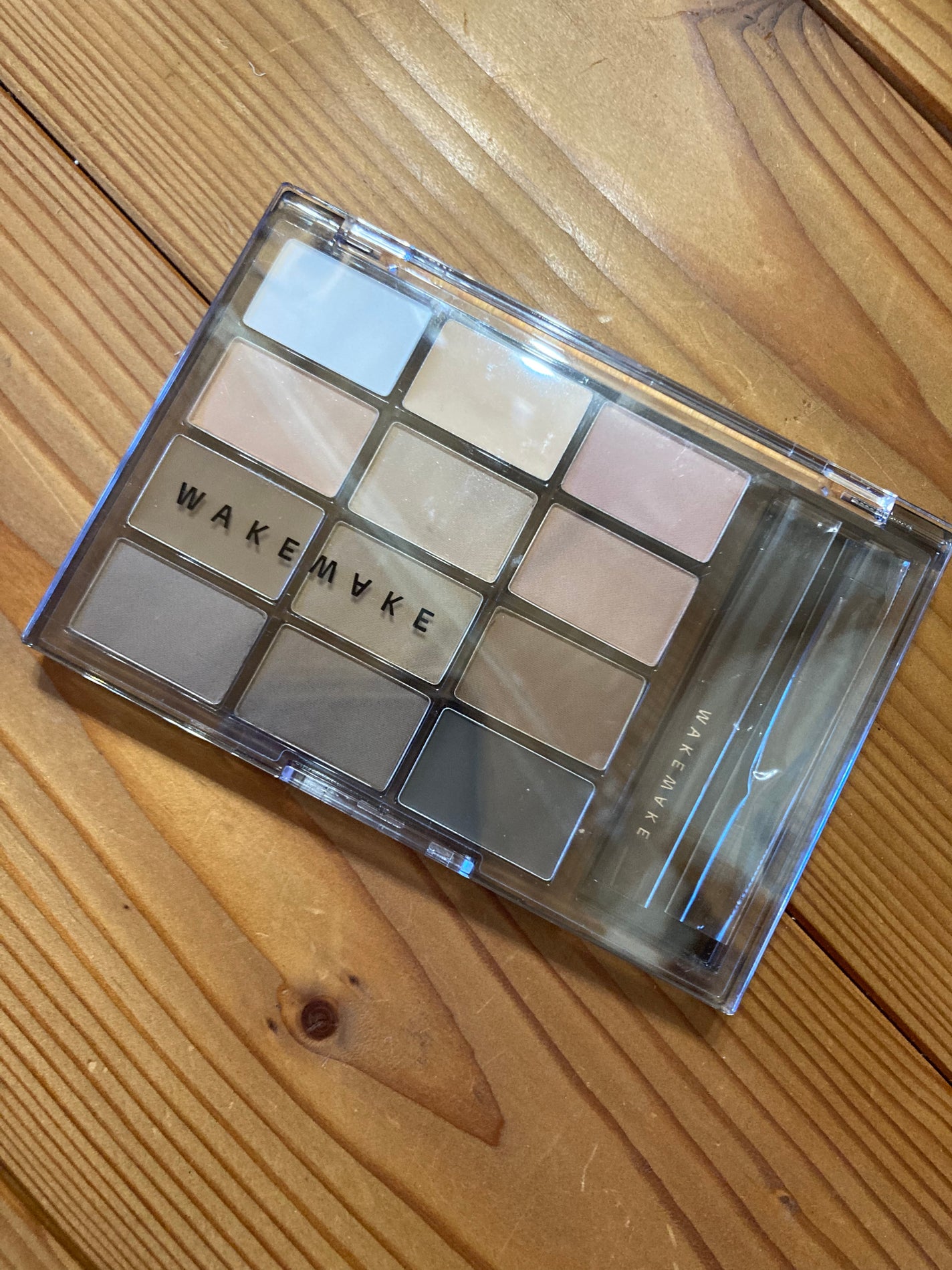 ソフトドローイングブロウパレット/wakemake/パウダーアイブロウを使ったクチコミ(2枚目)