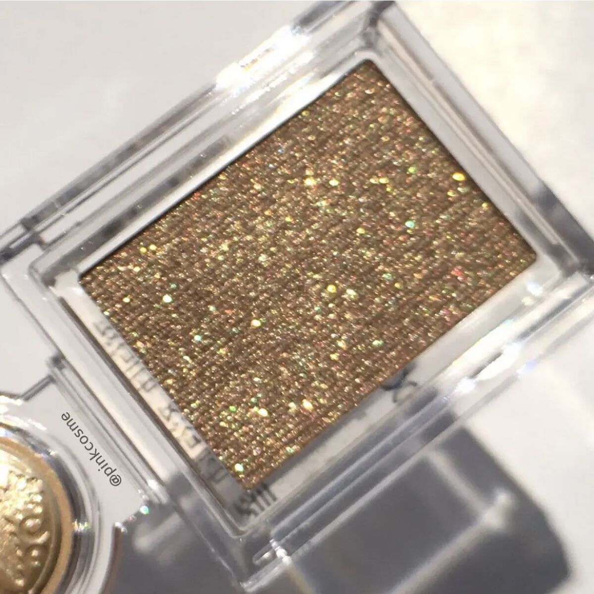 シャドーカスタマイズ/MAJOLICA MAJORCA/単色アイシャドウを使ったクチコミ（3枚目）