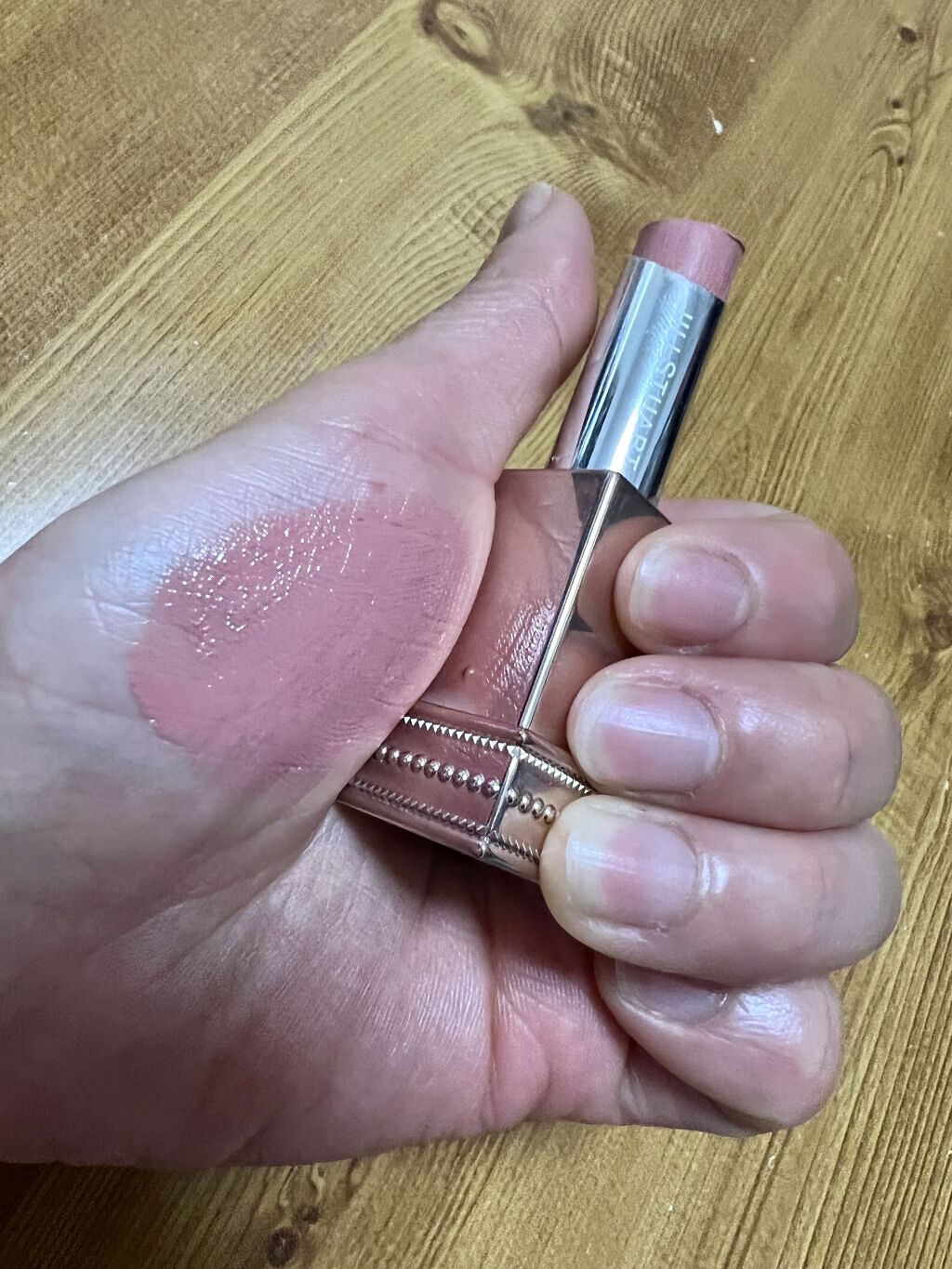 ルージュ マイドレス 18 little fur/JILL STUART/口紅を使ったクチコミ（3枚目）