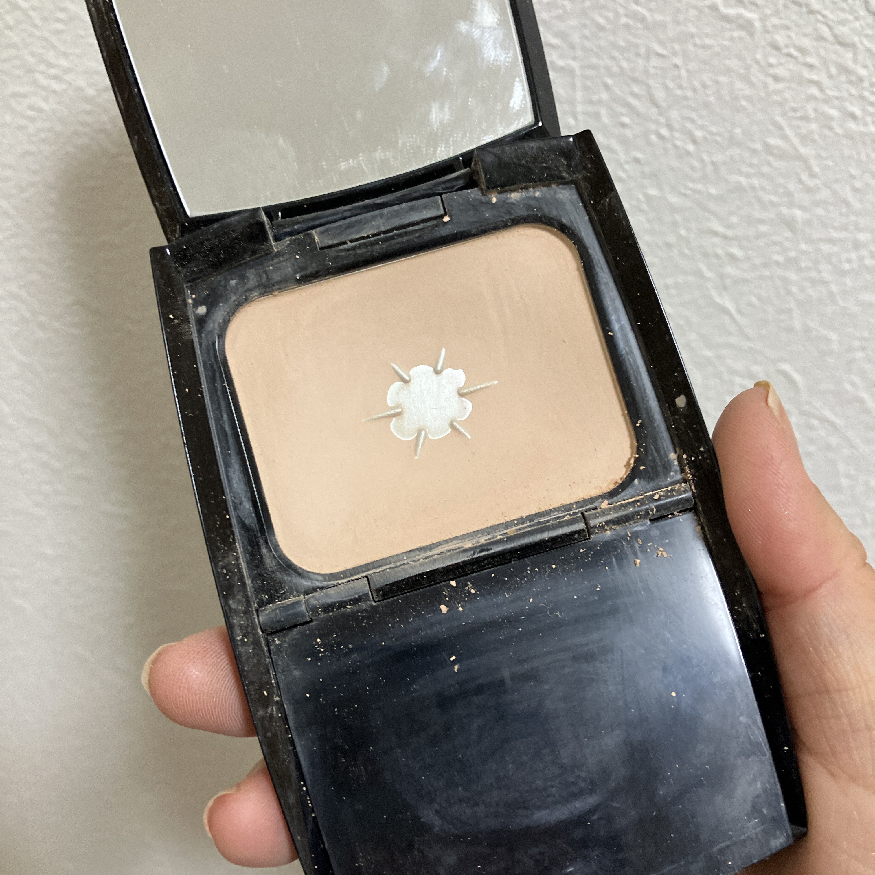 タンミラク リキッド/LANCOME/リキッドファンデーションを使ったクチコミ（2枚目）