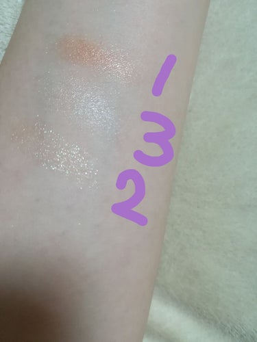 UR GLAM　BLOOMING EYE COLOR PALETTE/U R GLAM/アイシャドウパレットを使ったクチコミ（3枚目）