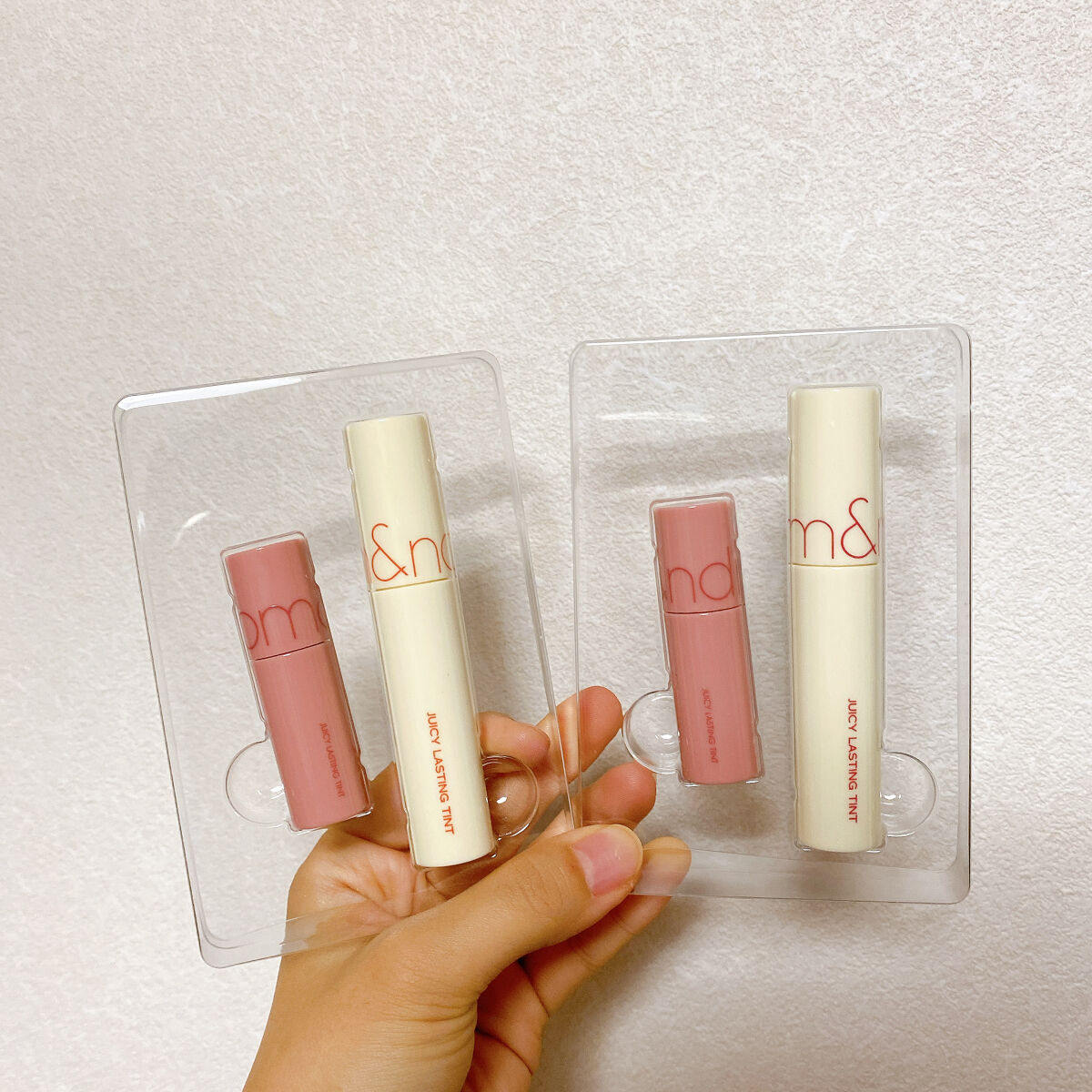 ジューシーラスティングティント/rom&nd/リップティントを使ったクチコミ（2枚目）