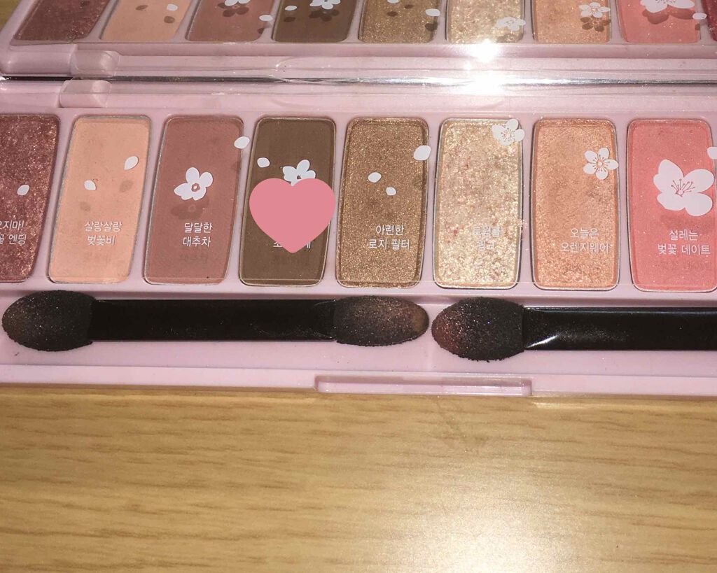 UR GLAM BLOOMING EYE COLOR PALETTE/U R GLAM/アイシャドウパレットを使ったクチコミ(3枚目)