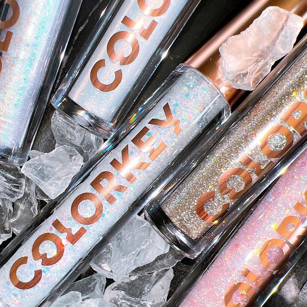 スパークリングギャラクシーリキッドアイシャドウ/COLORKEY/リキッドアイシャドウを使ったクチコミ（3枚目）