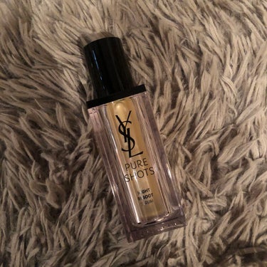 久しぶりの投稿🔅（間隔空きすぎ）

YSL ピュアショット ナイトセラム 美容液

これ、10秒で変わるって謳い文句にしてるけど、本当に変わる… 10秒で変化わからなくても夜つけて、朝起きたら絶対確実に