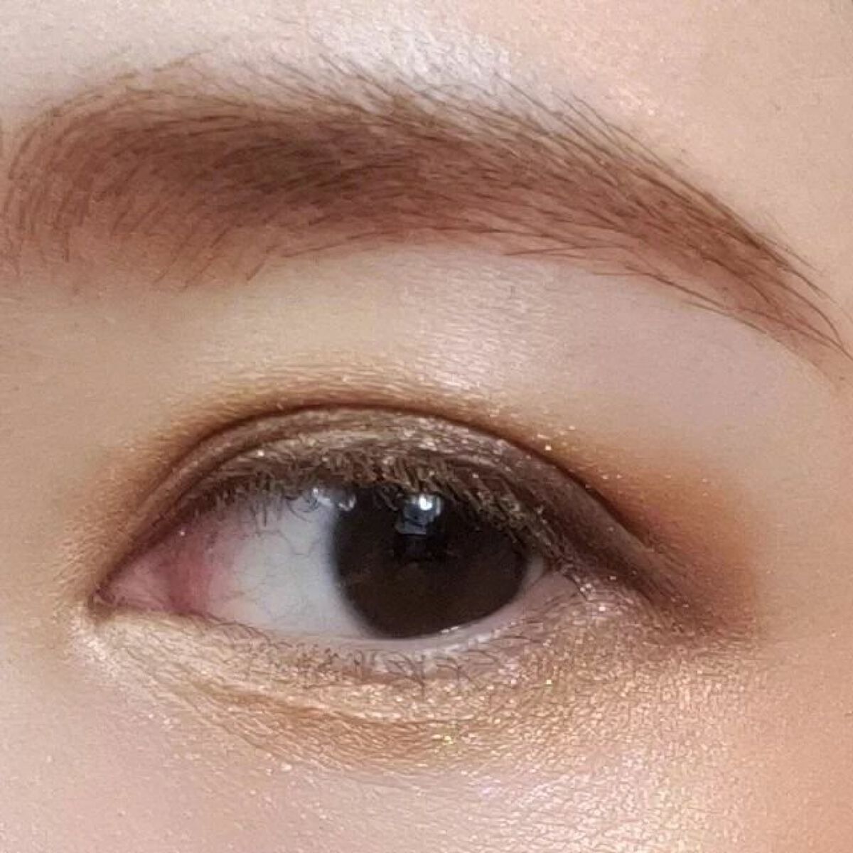 ダズルシャドウ/M・A・C/単色アイシャドウを使ったクチコミ（3枚目）