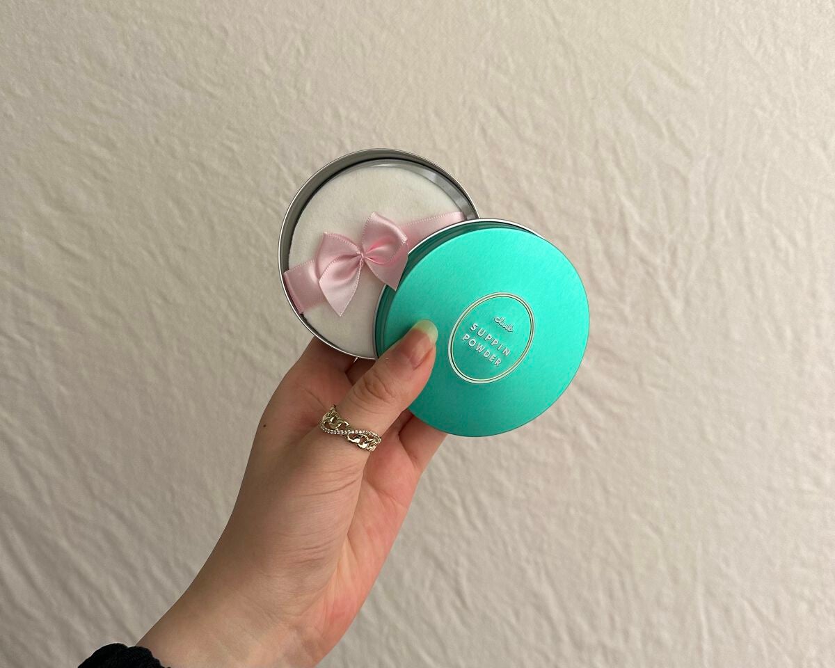 すっぴんパウダー アクネケア ピュアグレープフルーツの香り<医薬部外品>/クラブ/プレストパウダーを使ったクチコミ(2枚目)