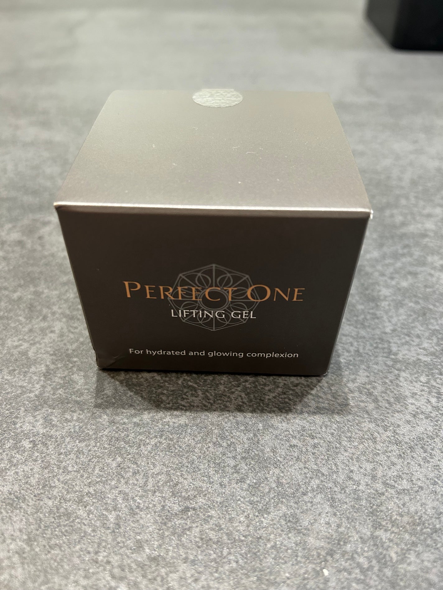 パーフェクトワン リフティングジェル/パーフェクトワン/オールインワン化粧品を使ったクチコミ(1枚目)