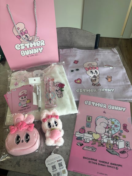 Esther Bunny フェイスポーチ リボンバニー/エスターバニー/その他を使ったクチコミ(2枚目)