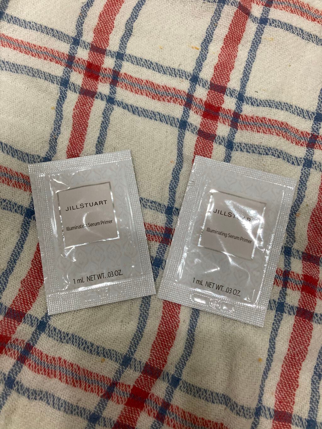 ゆう on LIPS 「ジルスチュアートイルミネイティング セラムプライマー0102と..」(3枚目)
