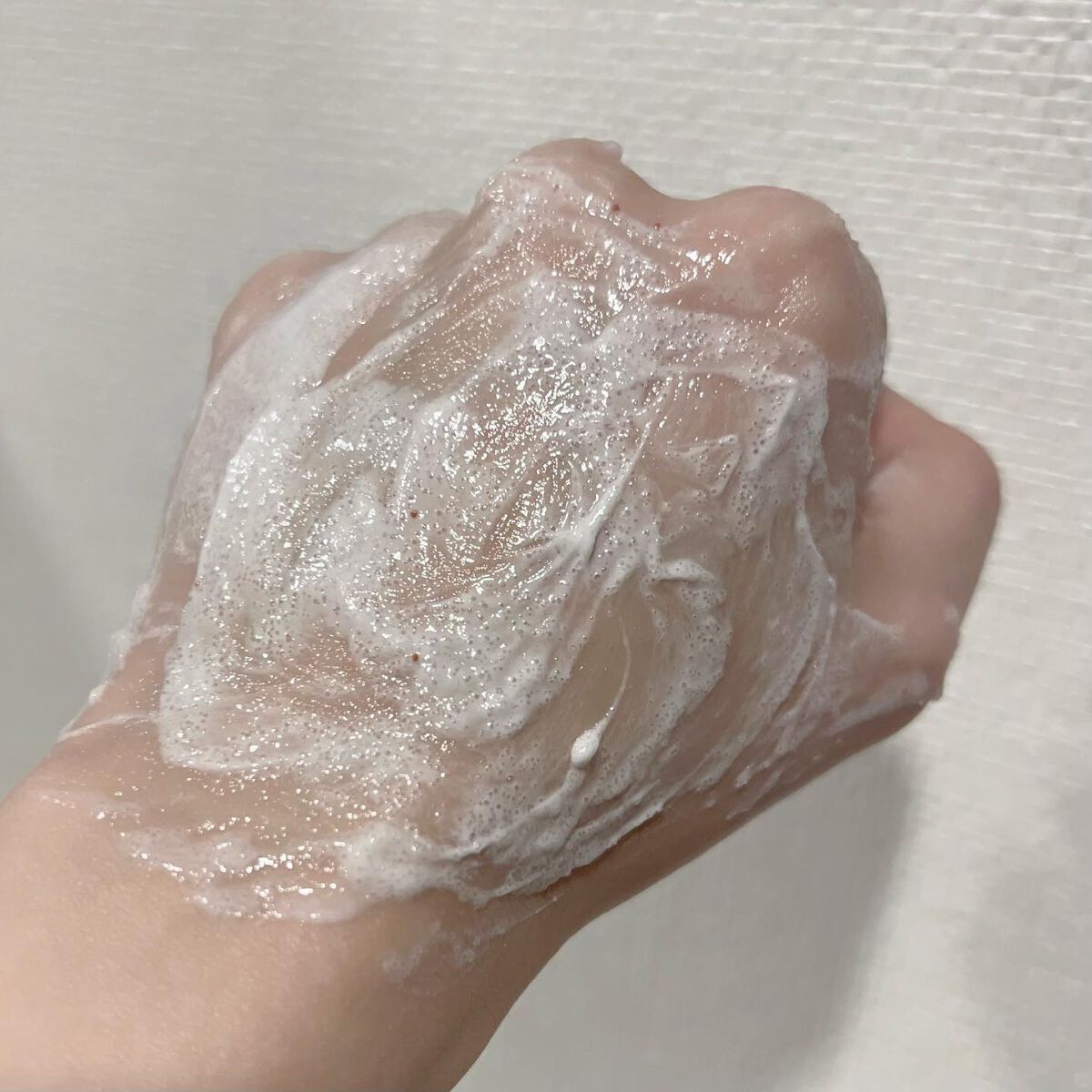 バストスクラブクリーム/yorumee/バスト・ヒップケアを使ったクチコミ(3枚目)