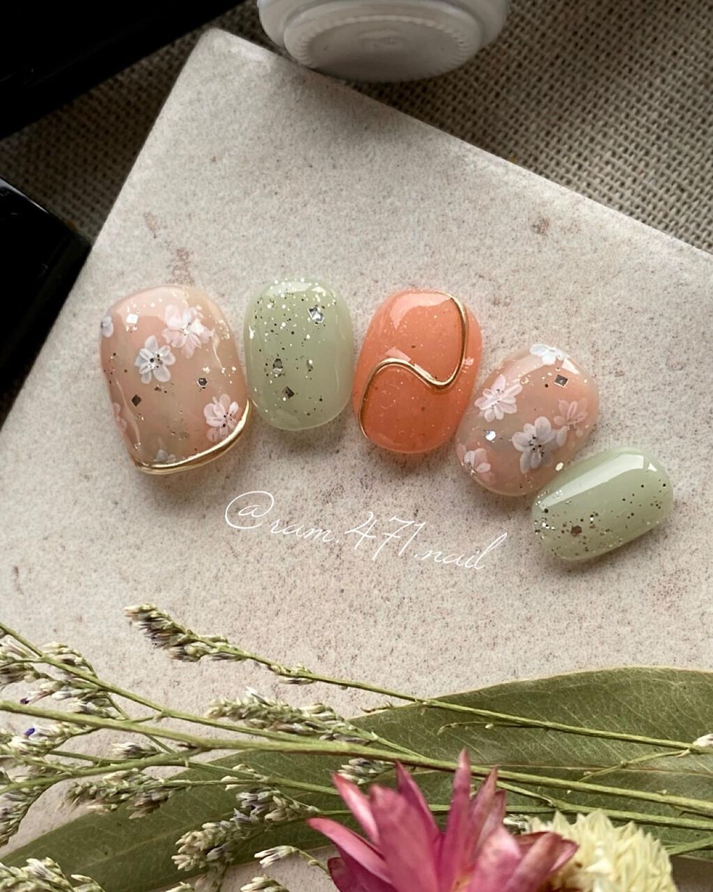 パル カラージェル/キャンドゥ/ジェルネイルを使ったクチコミ(3枚目)