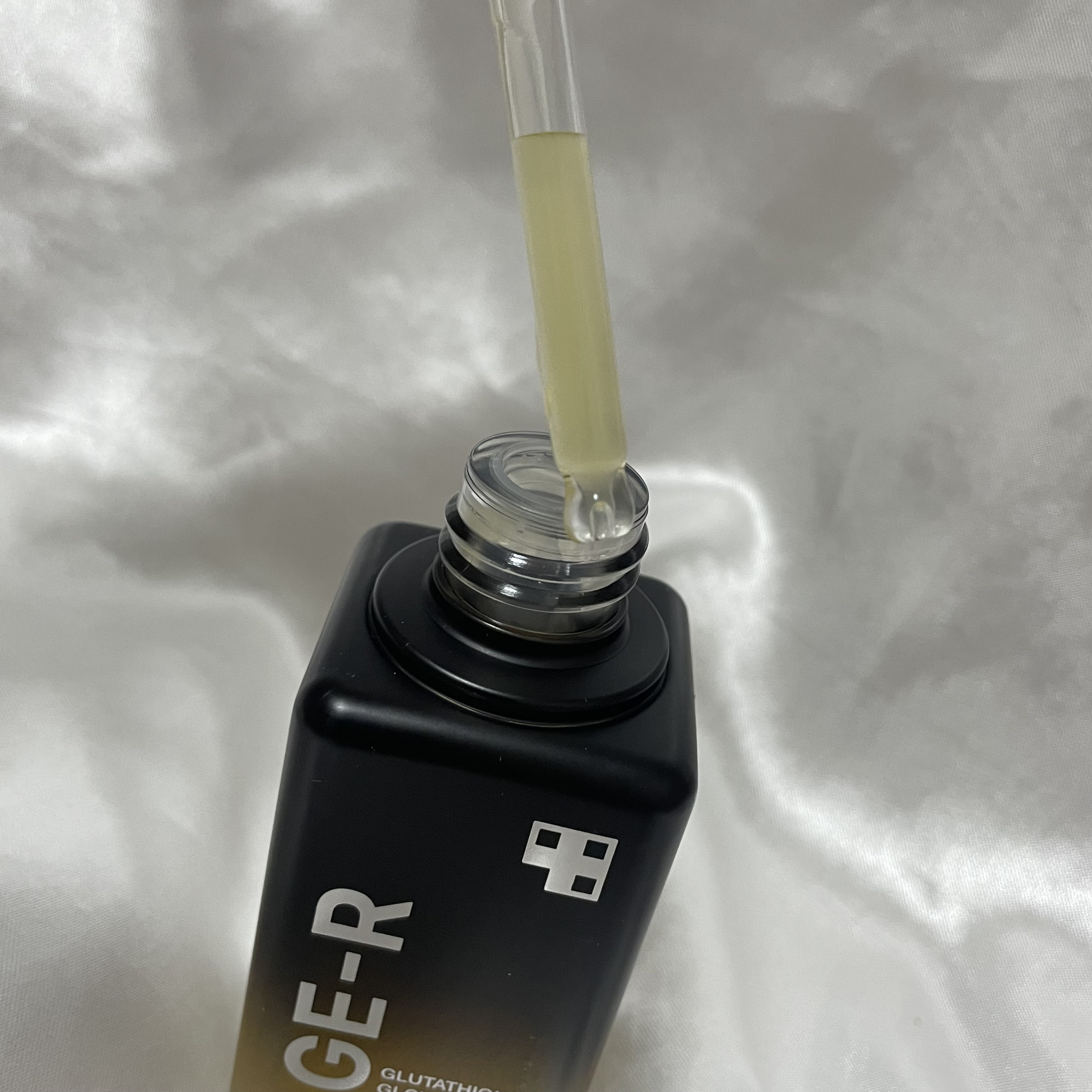 グルタチオングロウアンプル/MEDICUBE/美容液を使ったクチコミ（2枚目）