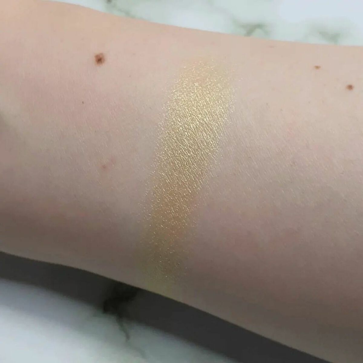 ラズル アイカラー/エレガンス ラズル /単色アイシャドウを使ったクチコミ(6枚目)