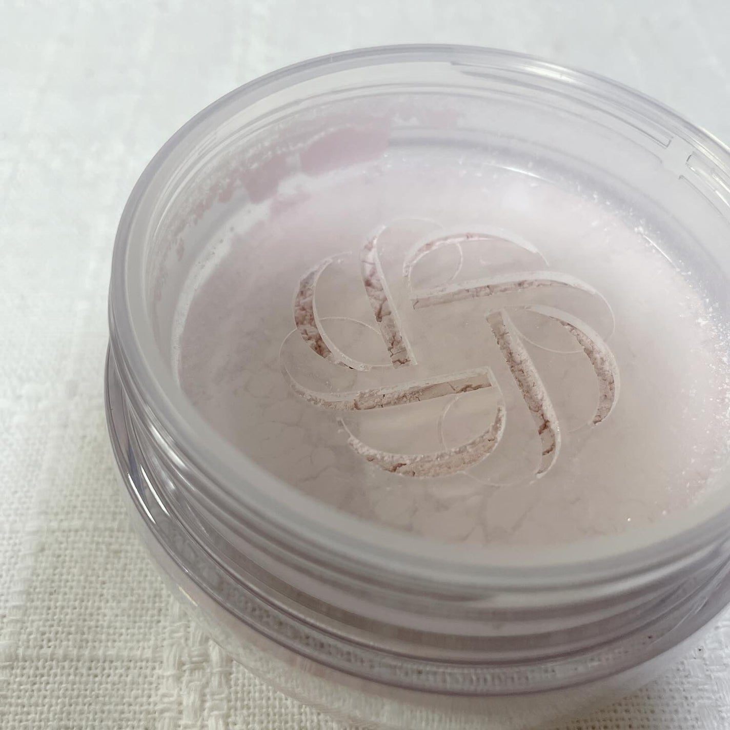 ルース パウダー/DECORTÉ/ルースパウダーを使ったクチコミ(2枚目)