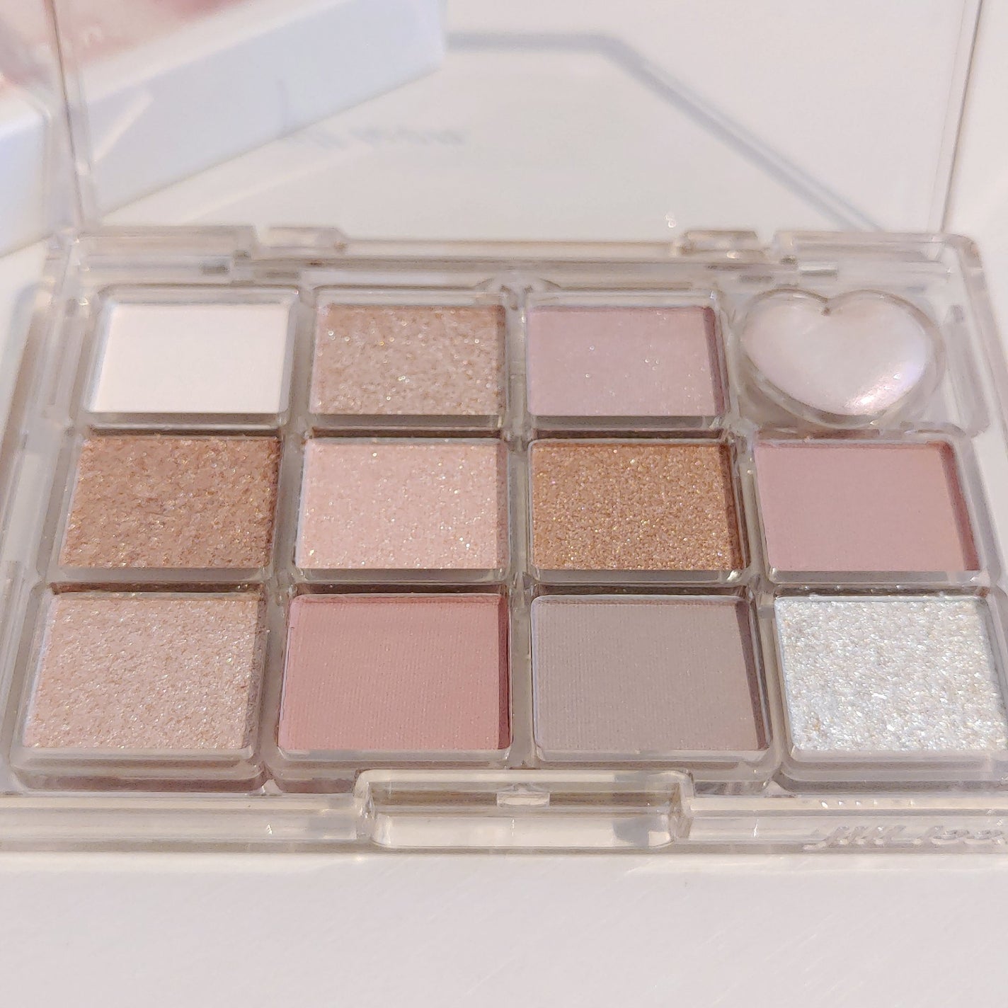 マシュマロフィニッシュパウダー ~Abloom~/キャンメイク/プレストパウダーを使ったクチコミ(3枚目)