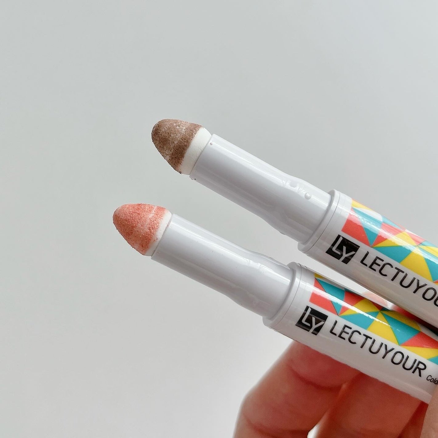 カラーステイアイシャドウ/LECTUYOUR/パウダーアイシャドウを使ったクチコミ(2枚目)