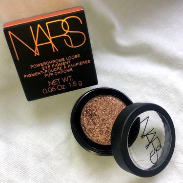 パワークローム ルースアイピグメント 9133 シマリングブラウンブロンズ/NARS/ジェル・クリームアイシャドウを使ったクチコミ（2枚目）