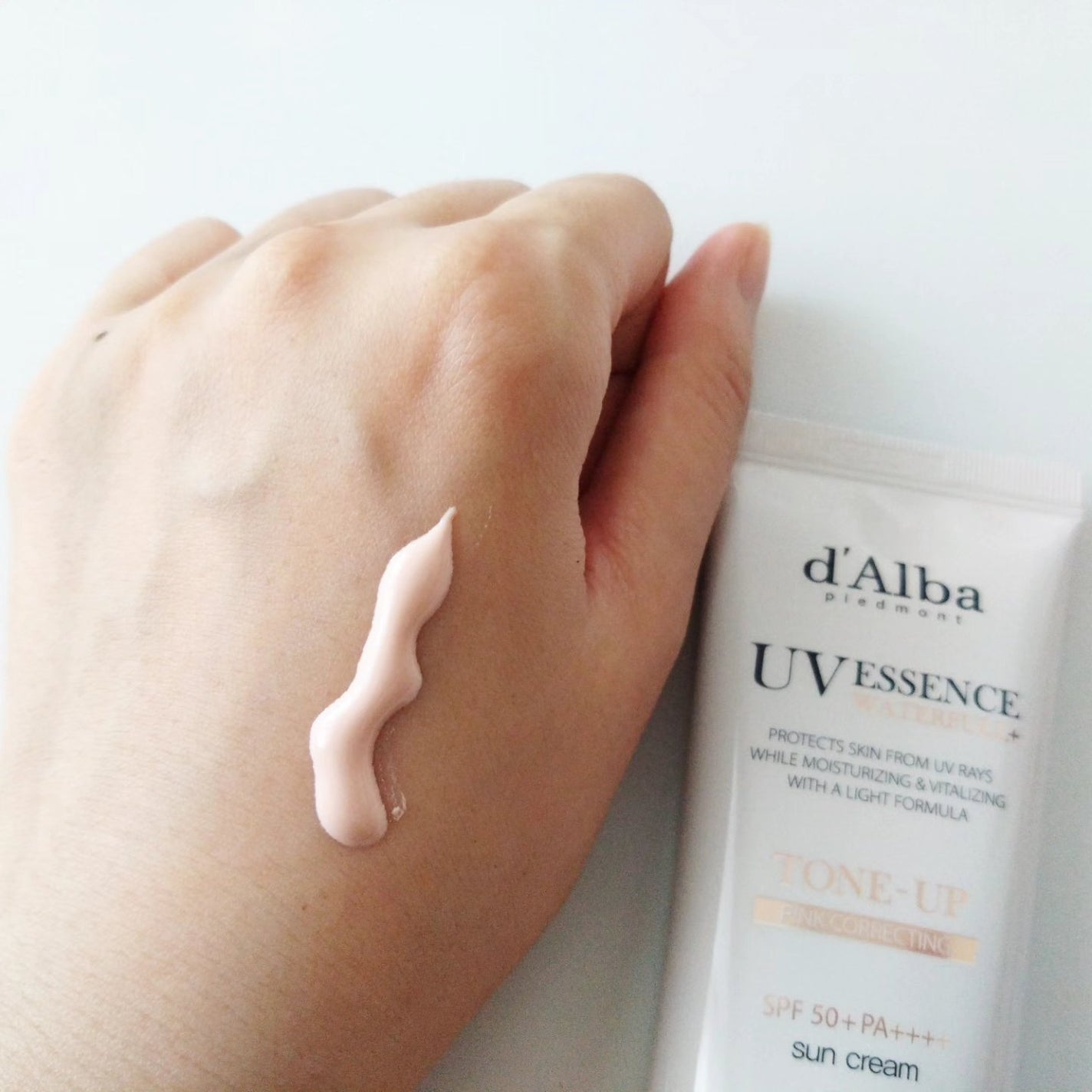 ウォータフルトーンアップサンクリーム/ダルバ/日焼け止めクリームを使ったクチコミ(3枚目)