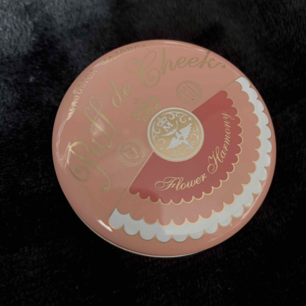 パフ・デ・チーク(フラワーハーモニー)/MAJOLICA MAJORCA/パウダーチークを使ったクチコミ(1枚目)