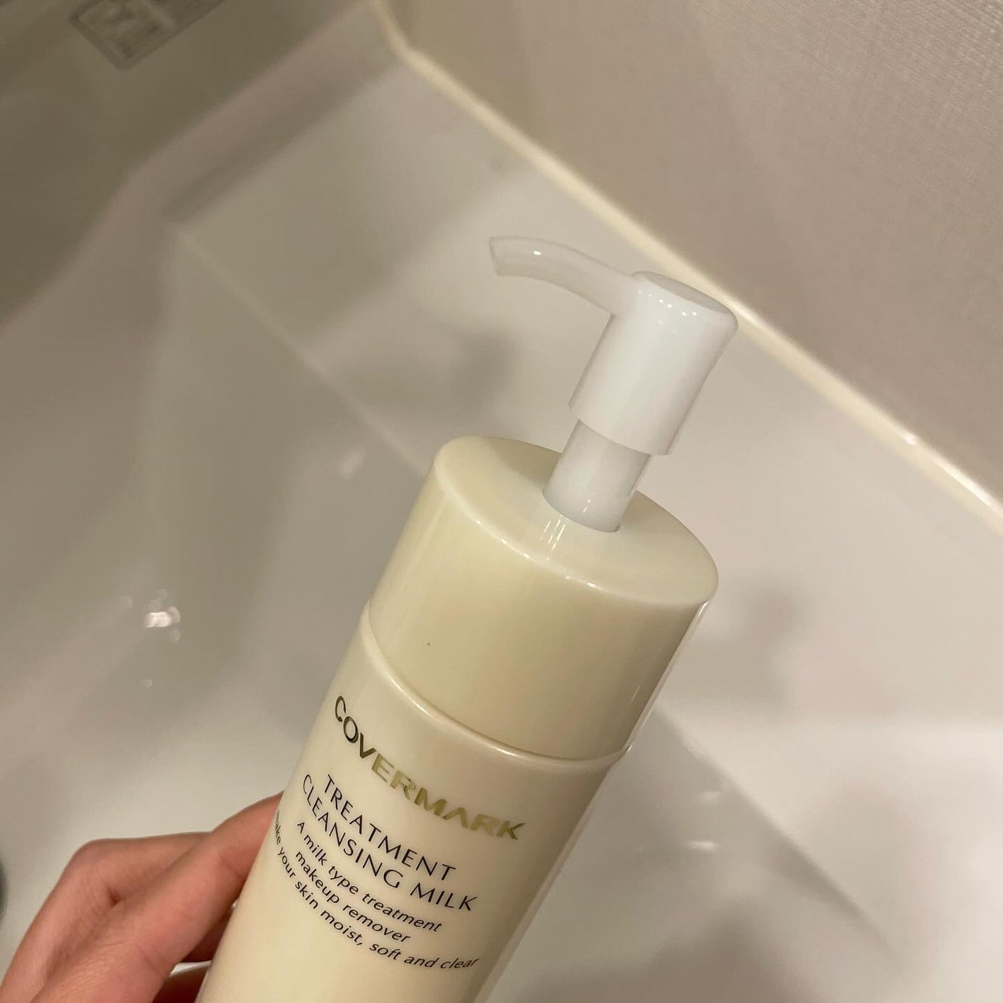 トリートメント クレンジング ミルク/COVERMARK/ミルククレンジングを使ったクチコミ(4枚目)