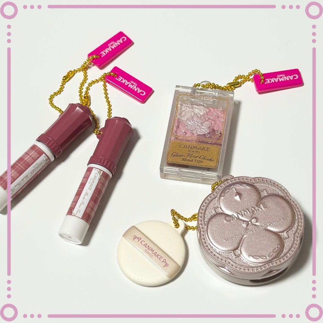 aki@フォロバ100♡ on LIPS 「キャンメイクガチャでゲットした物をどうやったら可愛く保管できる..」(2枚目)