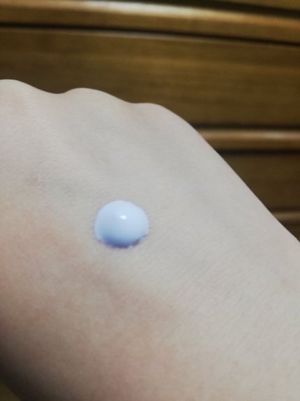 欄 on LIPS 「【崩れにくさ】めちゃくちゃいい塗ったあとパウダー塗ったら効果抜..」(2枚目)