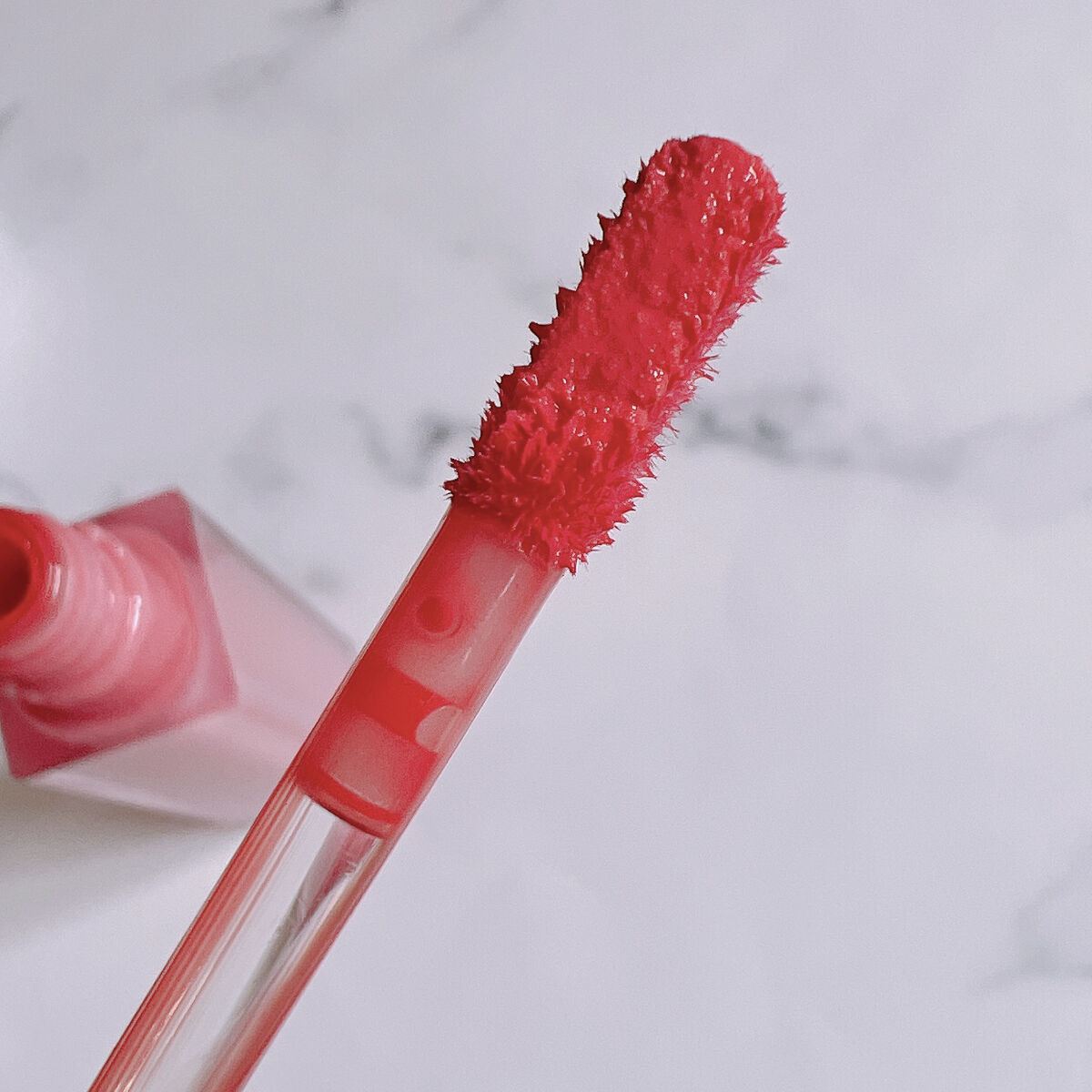 デュイフルウォーターティント 05 タフィー/rom&nd/リップティントを使ったクチコミ（2枚目）