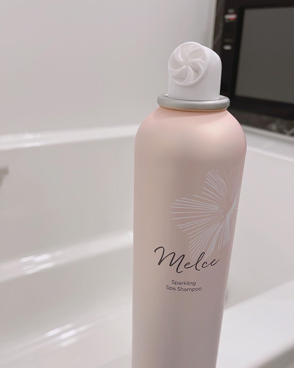 kaokao4144 on LIPS 「自宅でヘッドスパ体験!?MELCEスパークリングスパシャンプー..」(2枚目)