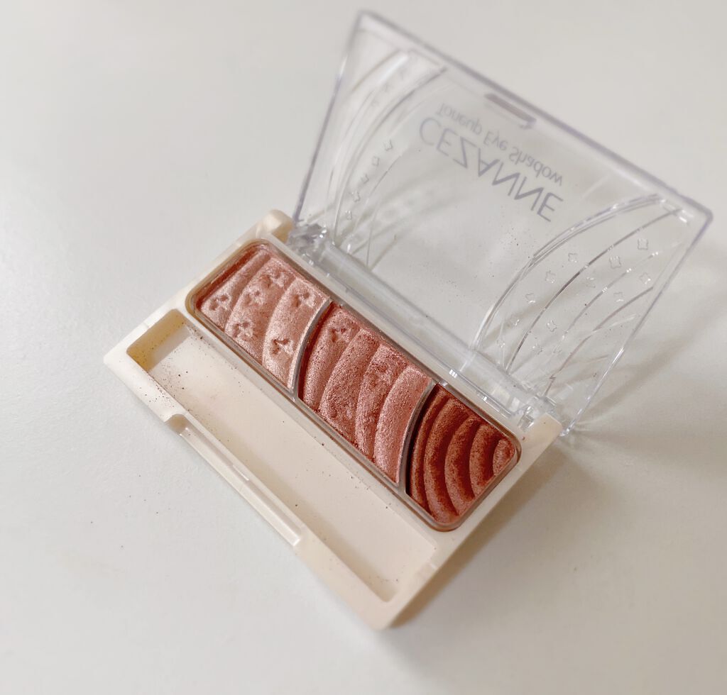 トーンアップアイシャドウ/CEZANNE/アイシャドウパレットを使ったクチコミ(2枚目)