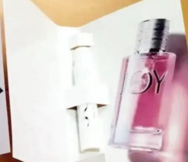 Dior JOY by DIOR - ジョイのクチコミ「Dior
JOY by DIOR - ジョイ

両手を広げて私たちを抱きしめ、魅了し、確信を与.....」（2枚目）