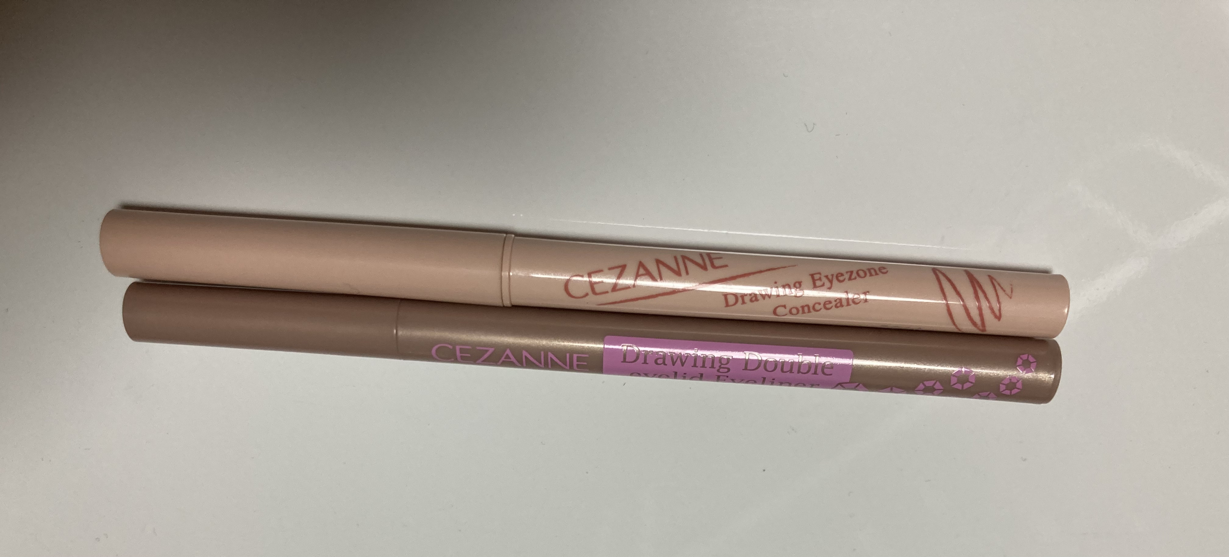 描くアイゾーンコンシーラー/CEZANNE/ペンシルコンシーラーを使ったクチコミ（3枚目）