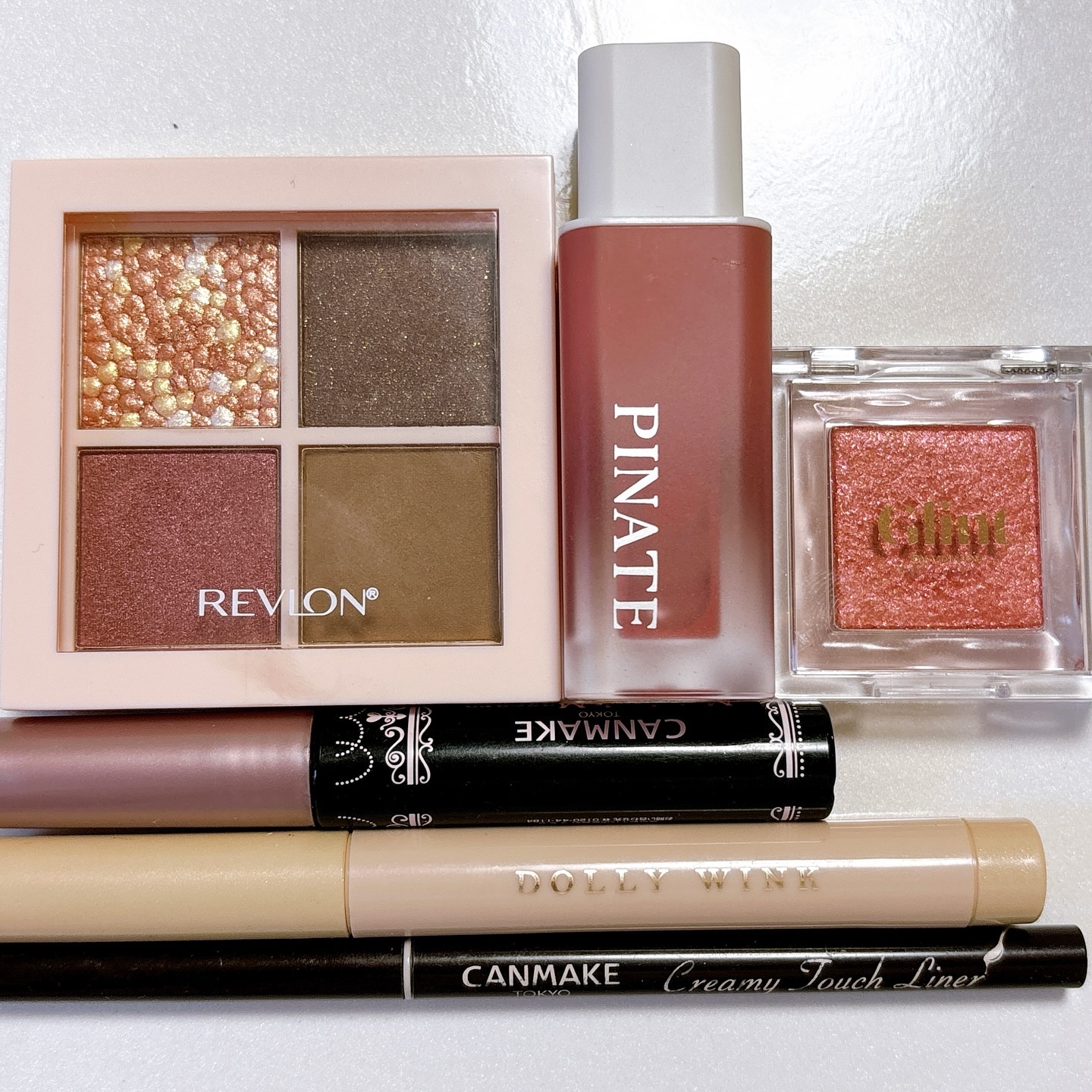 レブロン ダズル アイシャドウ クアッド/REVLON/アイシャドウパレットを使ったクチコミ（2枚目）