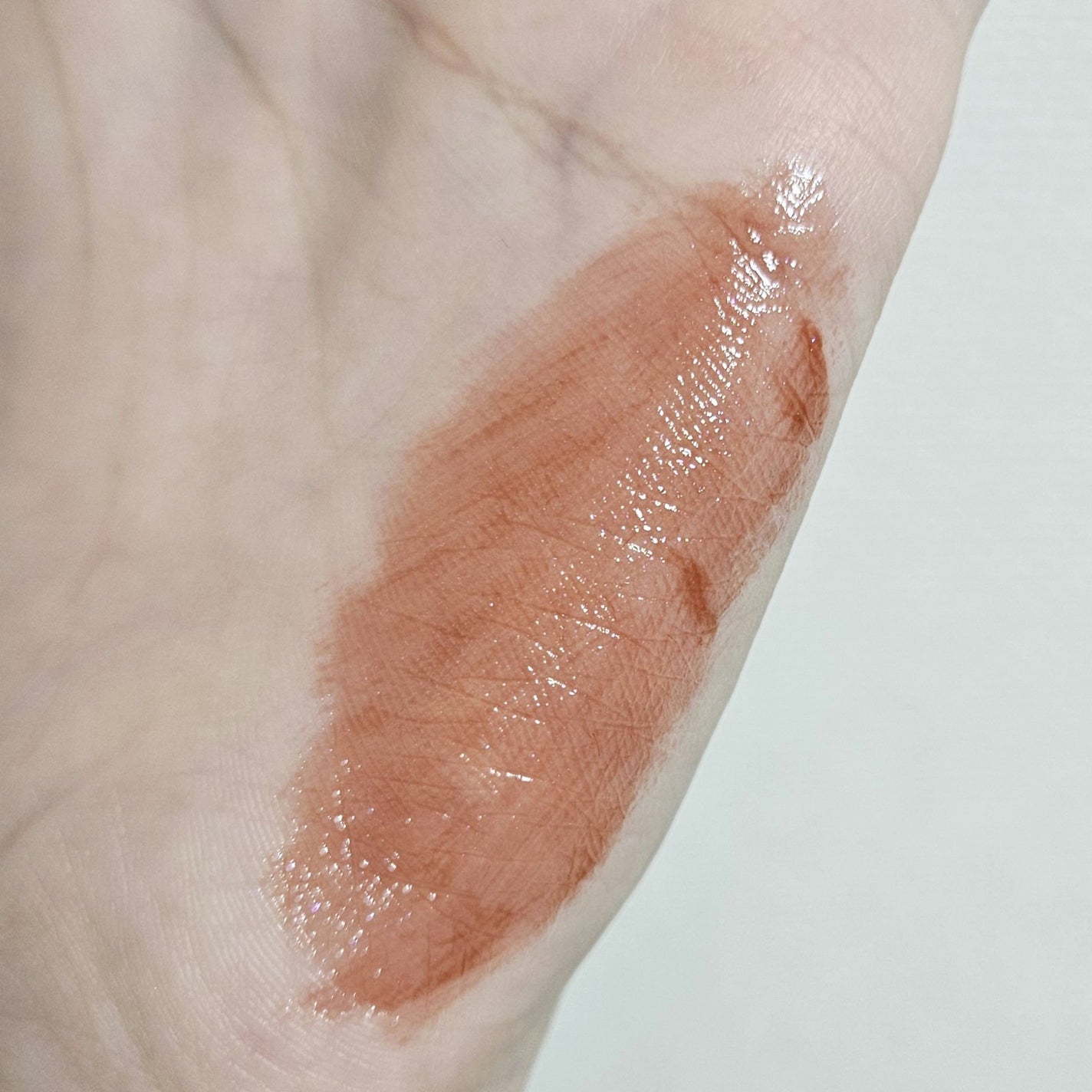 アディクション リップ セラム ティント/ADDICTION/リップティントを使ったクチコミ(2枚目)