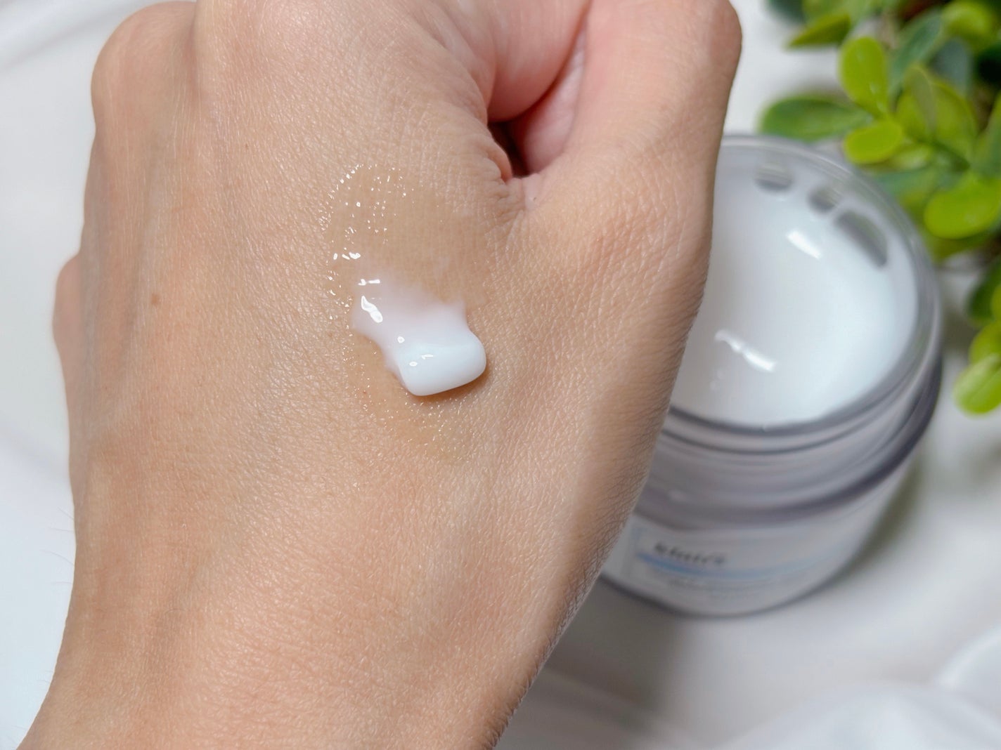 フレッシュリージュースドビタミンEマスク(90g)/Klairs/フェイスクリームを使ったクチコミ(4枚目)